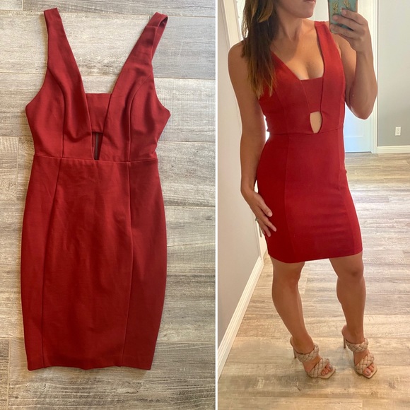Astr Dresses & Skirts - ASTR the Label ASTR burnt orange cutout body con dress size medium.